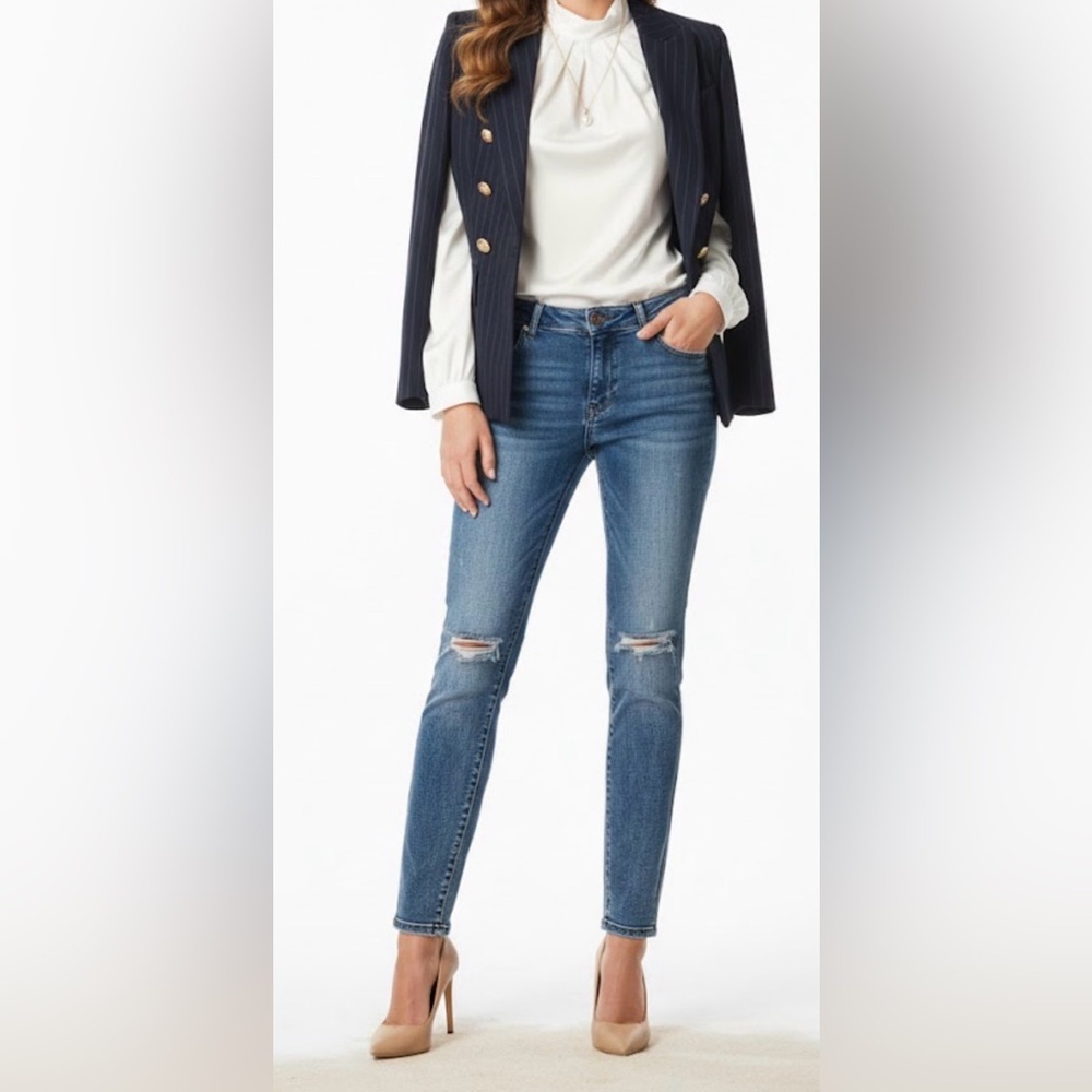 CAbi Distressed Blue Skinny Jeans